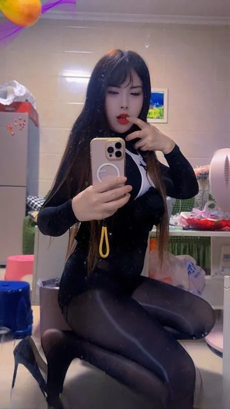 姑苏大长腿骚货琪琪