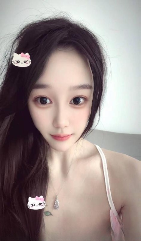 清纯可人大长腿