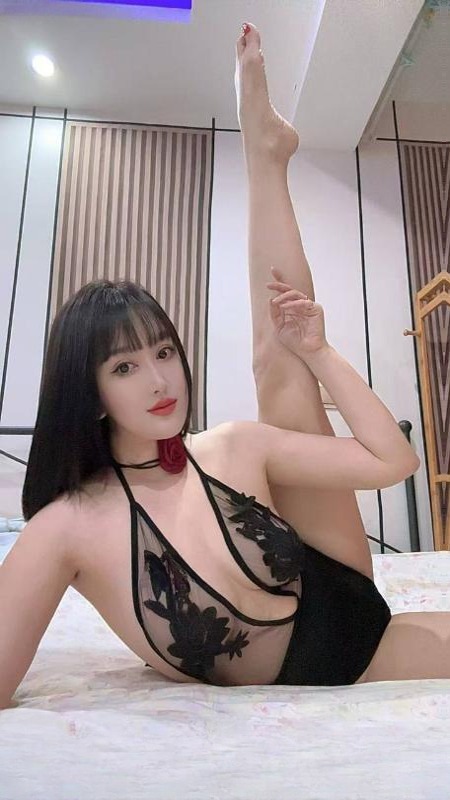 浦东妩媚一字马欣悦 图 3