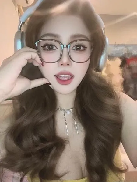 南坪嫩妹琪琪