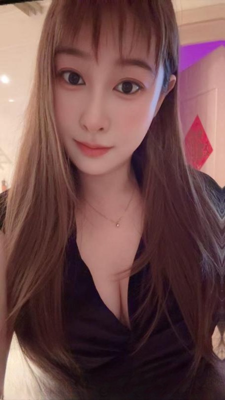 大胸小姐姐 图 3