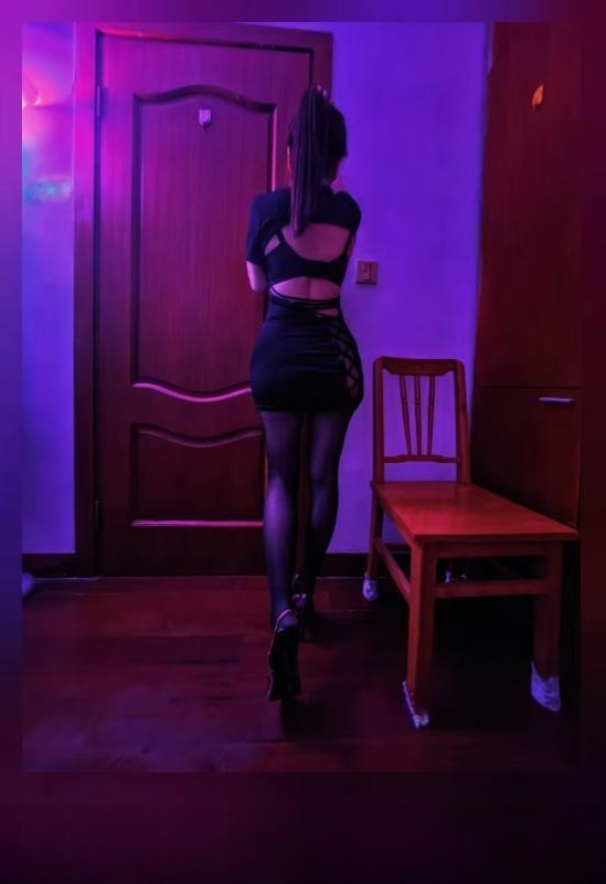 兰溪路舌吻大胸少妇