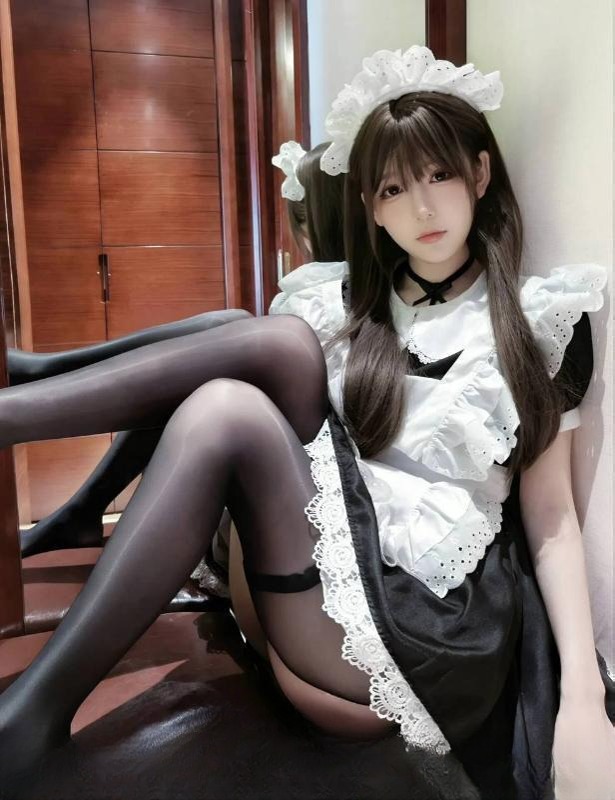 极品粉嫩温柔性感囡囡 图 2