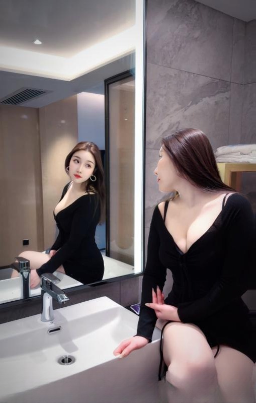 天河大胸温瞳 图 2