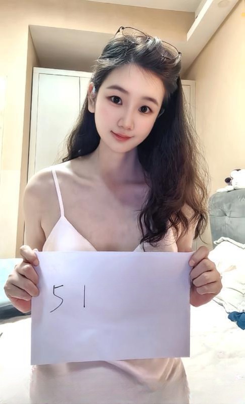 黄浦江苏小姐姐 图 2