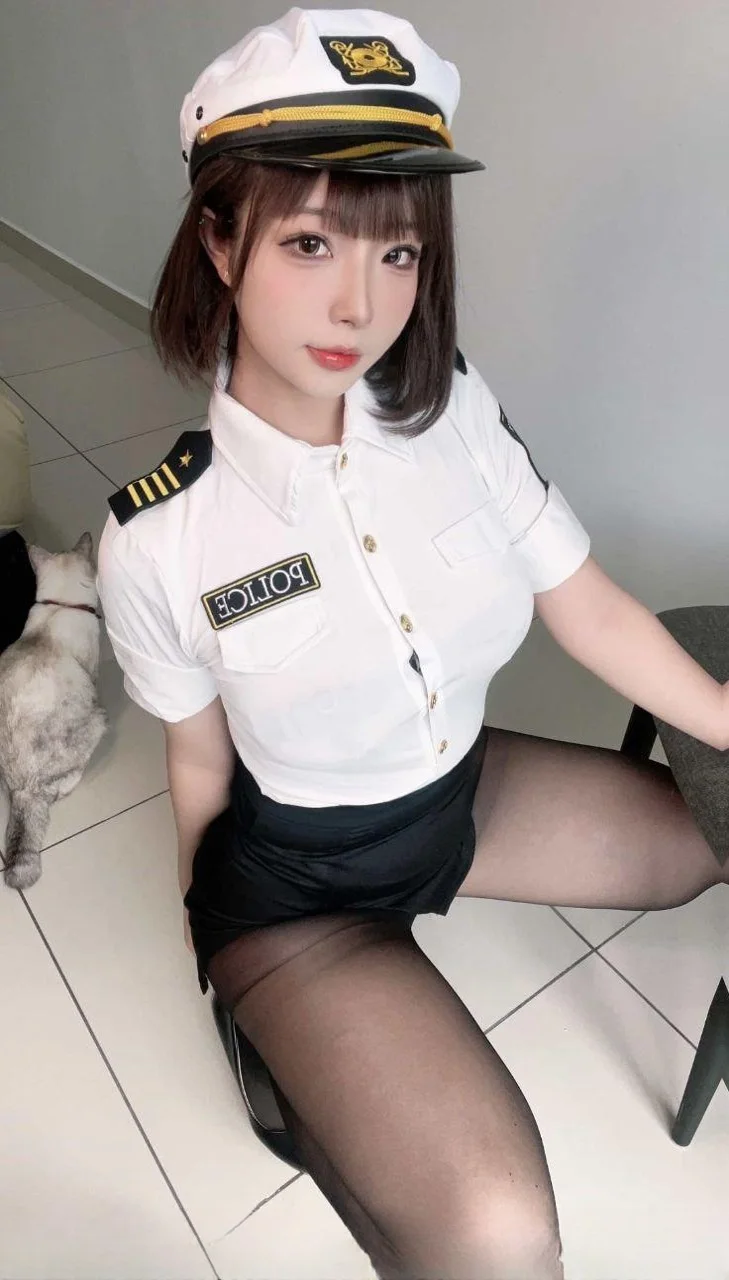 短发大奶口活超绝