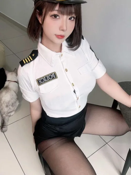短发大奶口活超绝