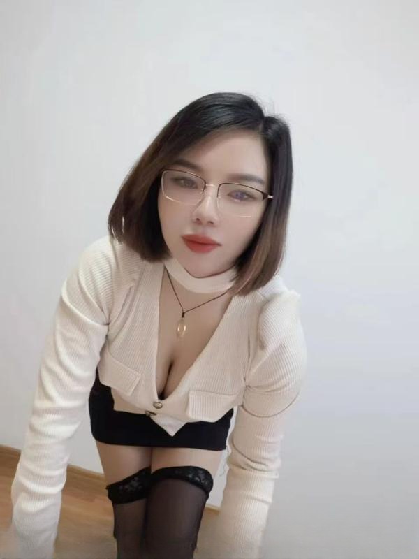 冬日小骚货 图 2