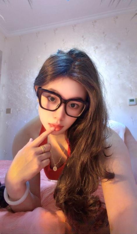 吴中性感小姐姐