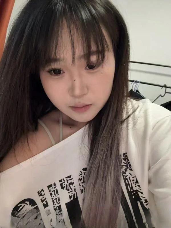 婴儿肥小骚货 图 2