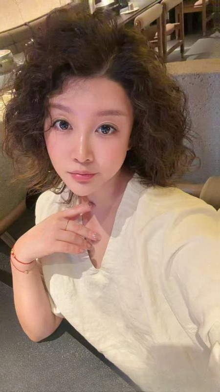 韩系一字马美女 图 2