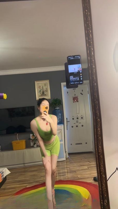 普陀特骚的双飞姐妹花 图 4