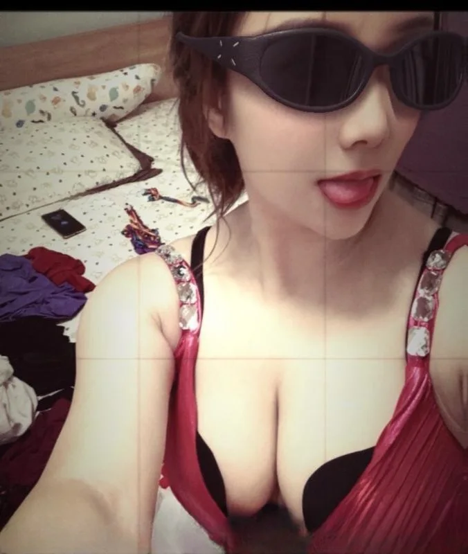 广州深喉快餐小母狗 图 2