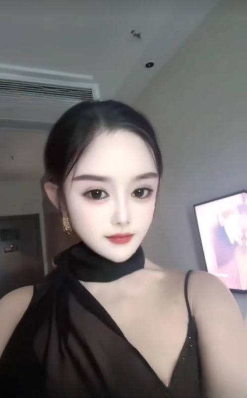 湿吻fw系少妇波老师