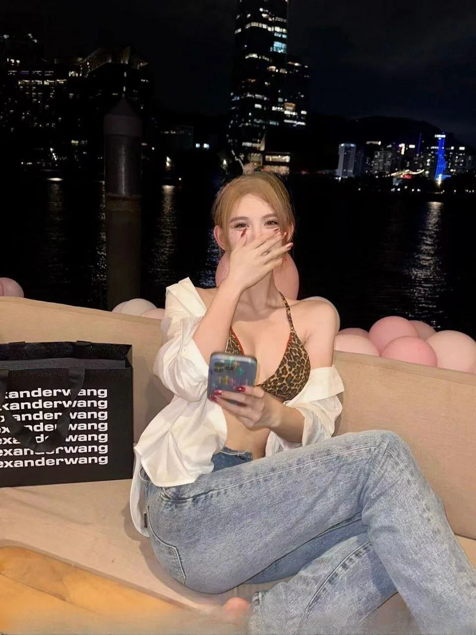 胸大过瘾妹子