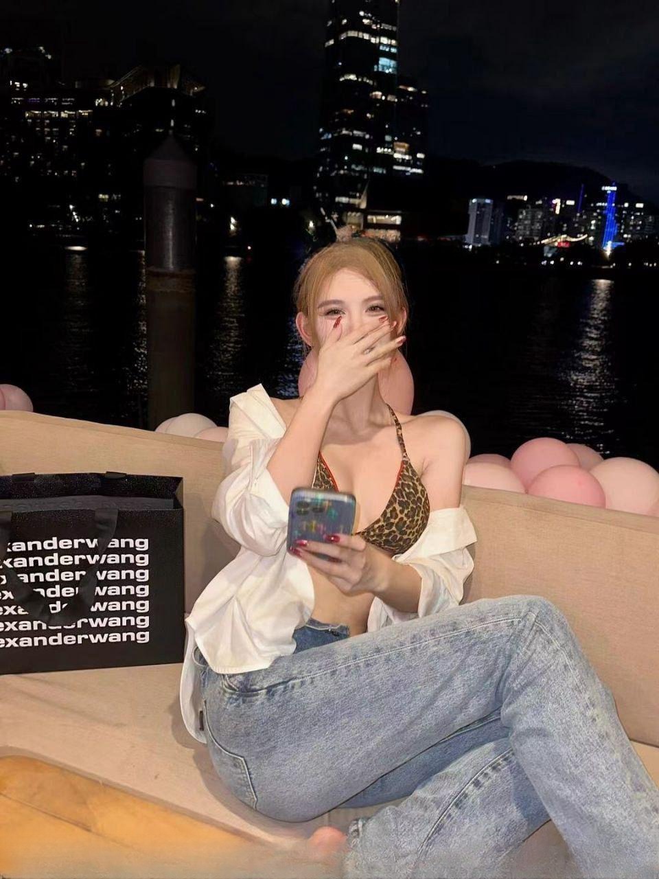 胸大过瘾妹子