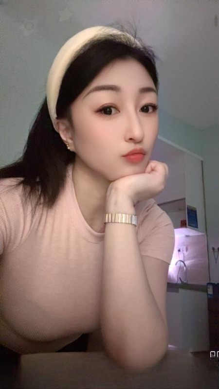 天河舌吻瑶瑶可拍AV 图 3