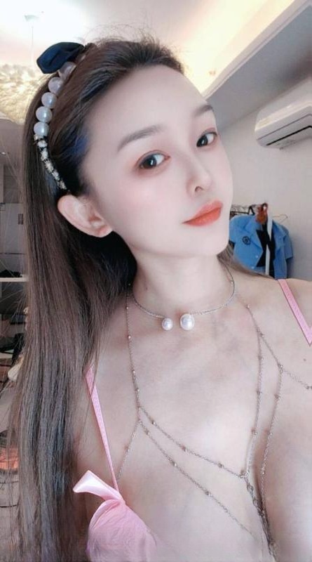 龙华E奶丹妮