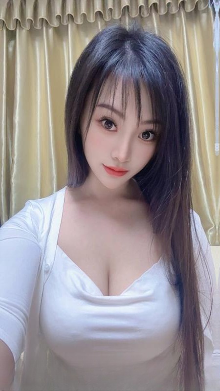 禅城颜值巨乳若汐 图 2