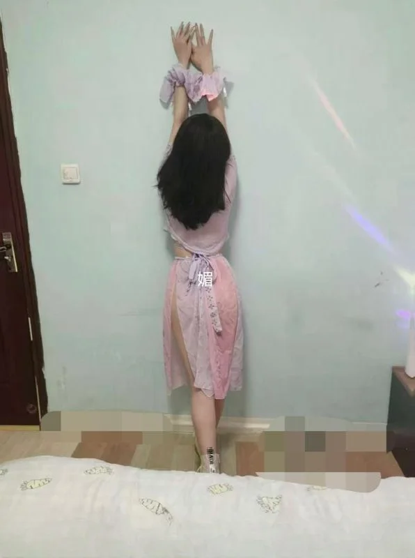 光谷红唇媚老师 图 3