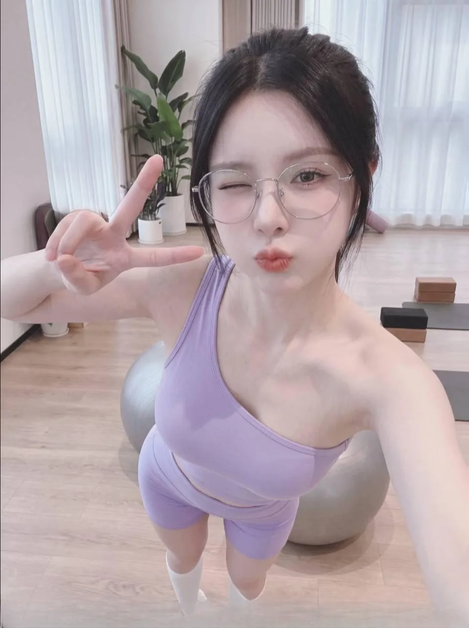 大胸妹子值得体验 图 2