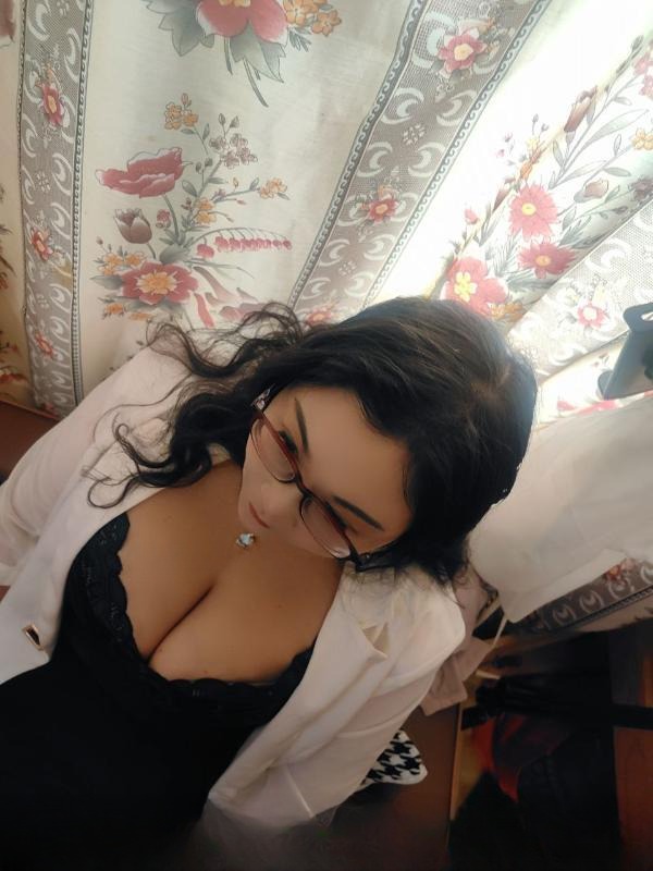 张府园大波女 图 2