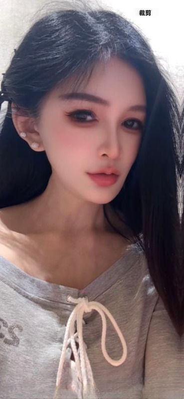 滨江混血紫嫣