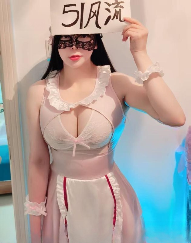 AV水床性感嫩妹