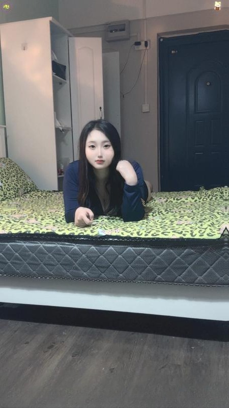 三点粉白虎嫩妹妹 图 3