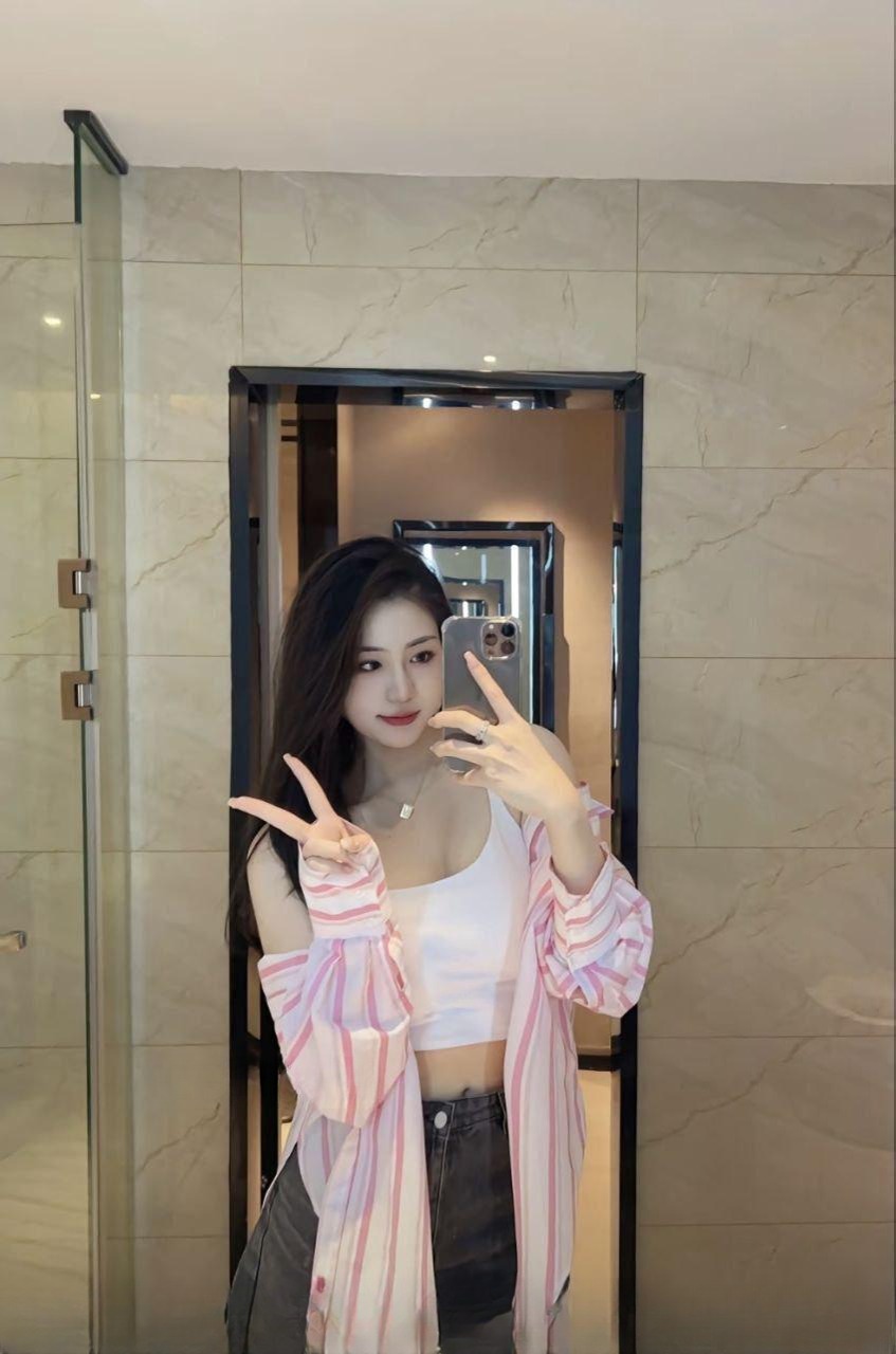 甜甜美术生