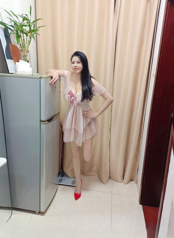 性感闷骚御姐 图 3