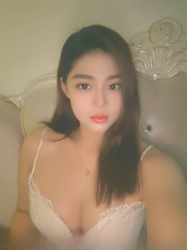 性瘾女友可可 图 2