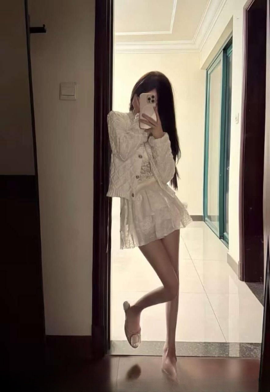 极品大长腿美女有公寓 图 2