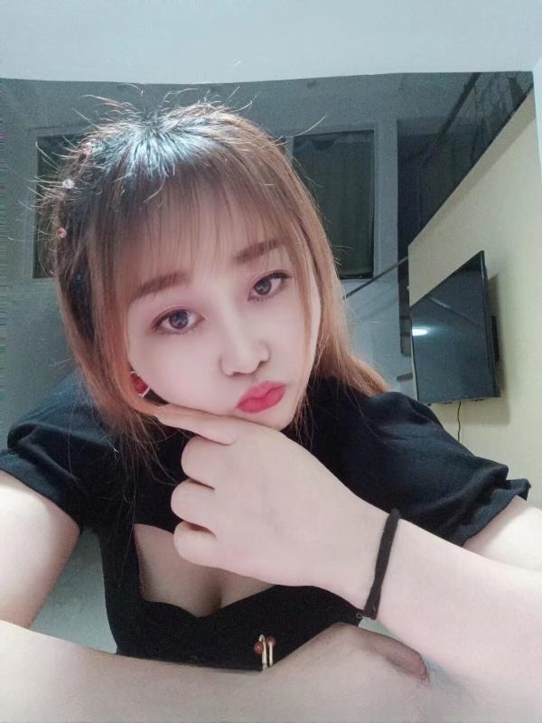 巨乳服务型小姐姐 图 3