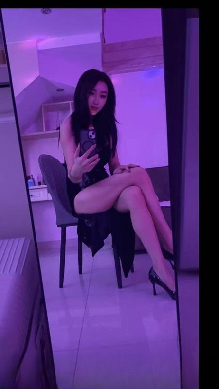 上城性感御姐安娜 图 3