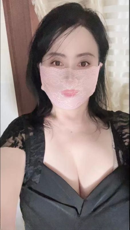 技术型肥臀巨乳熟女