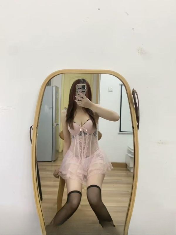 三点粉美女九儿 图 3