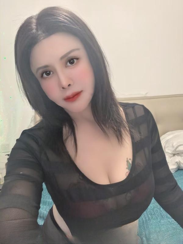 花胸姐姐 图 2