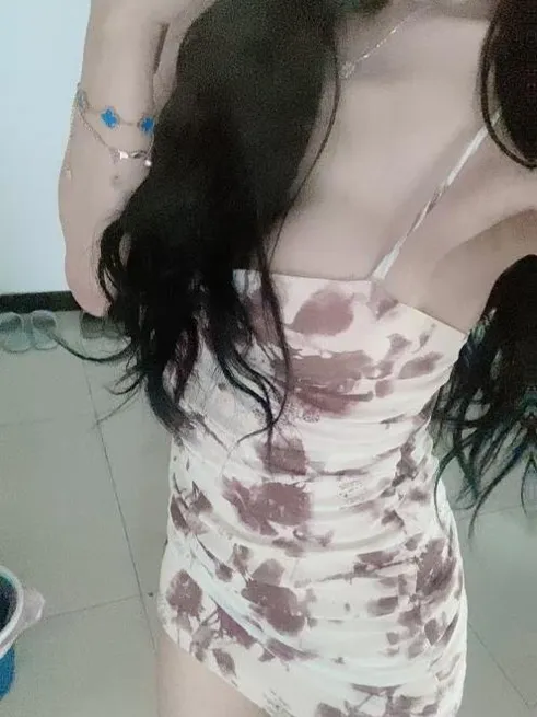 东区妩媚御姐