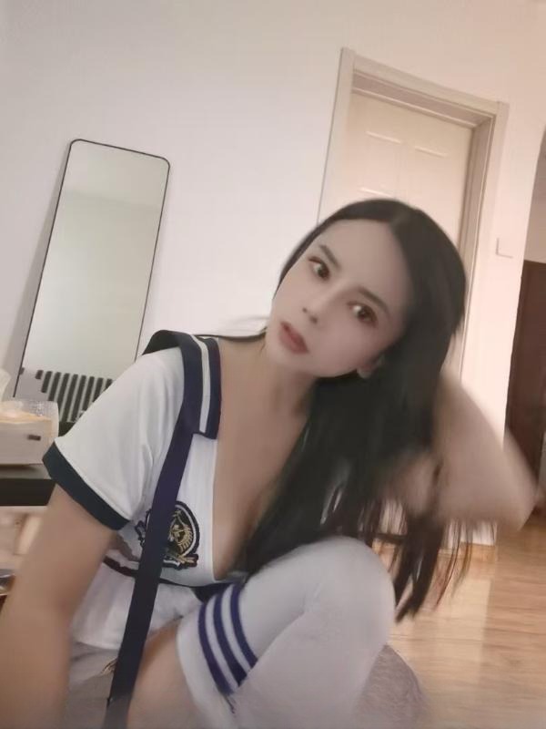 木瓜奶少妇菲菲