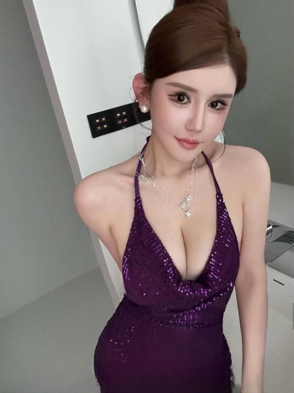 黑丝大胸御姐雪梨老师