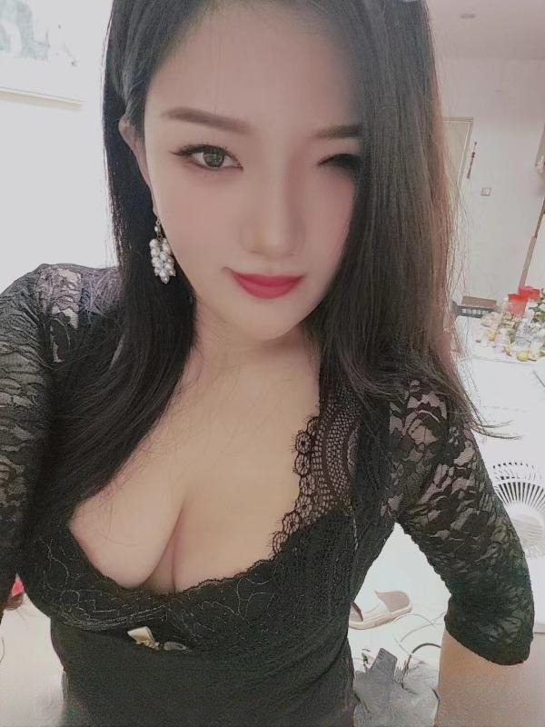 无限火力双飞御姐 图 3