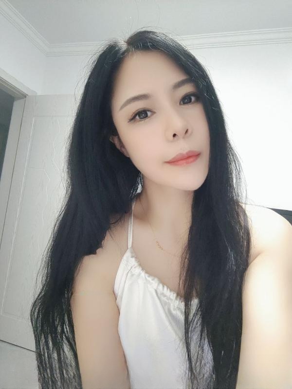 相城长腿少妇青青 图 4