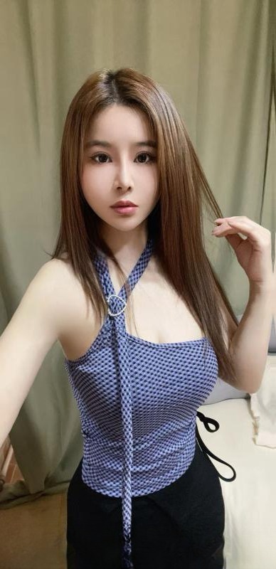 后入包臀裙小姨子 图 2