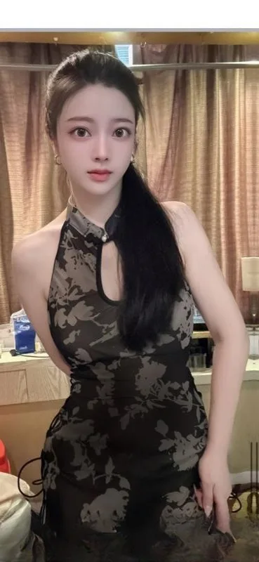 大奶女友柒柒 图 2