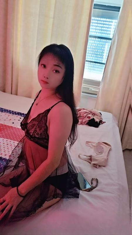 吴中长腿苗条骚货 图 3