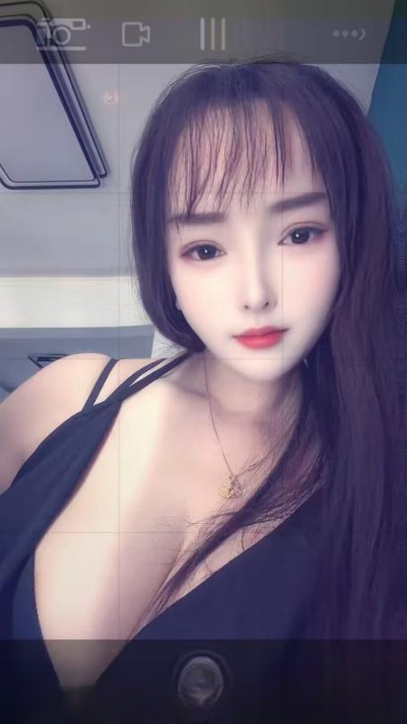 大胸媛媛 图 2