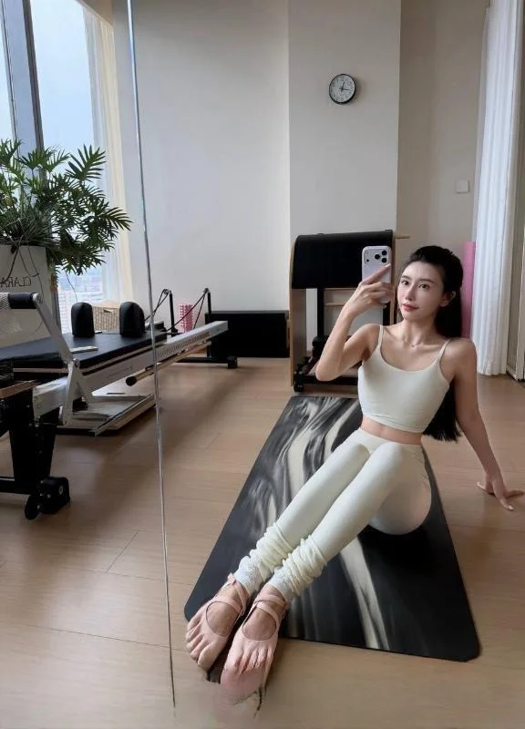 颜值身材好小雪老师 图 3