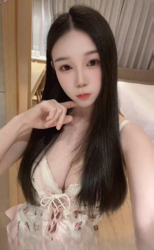 网丝翘臀大屁股