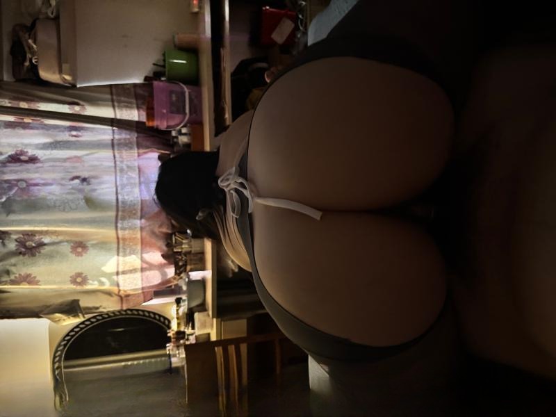 丰乳美臀玲玲 图 3
